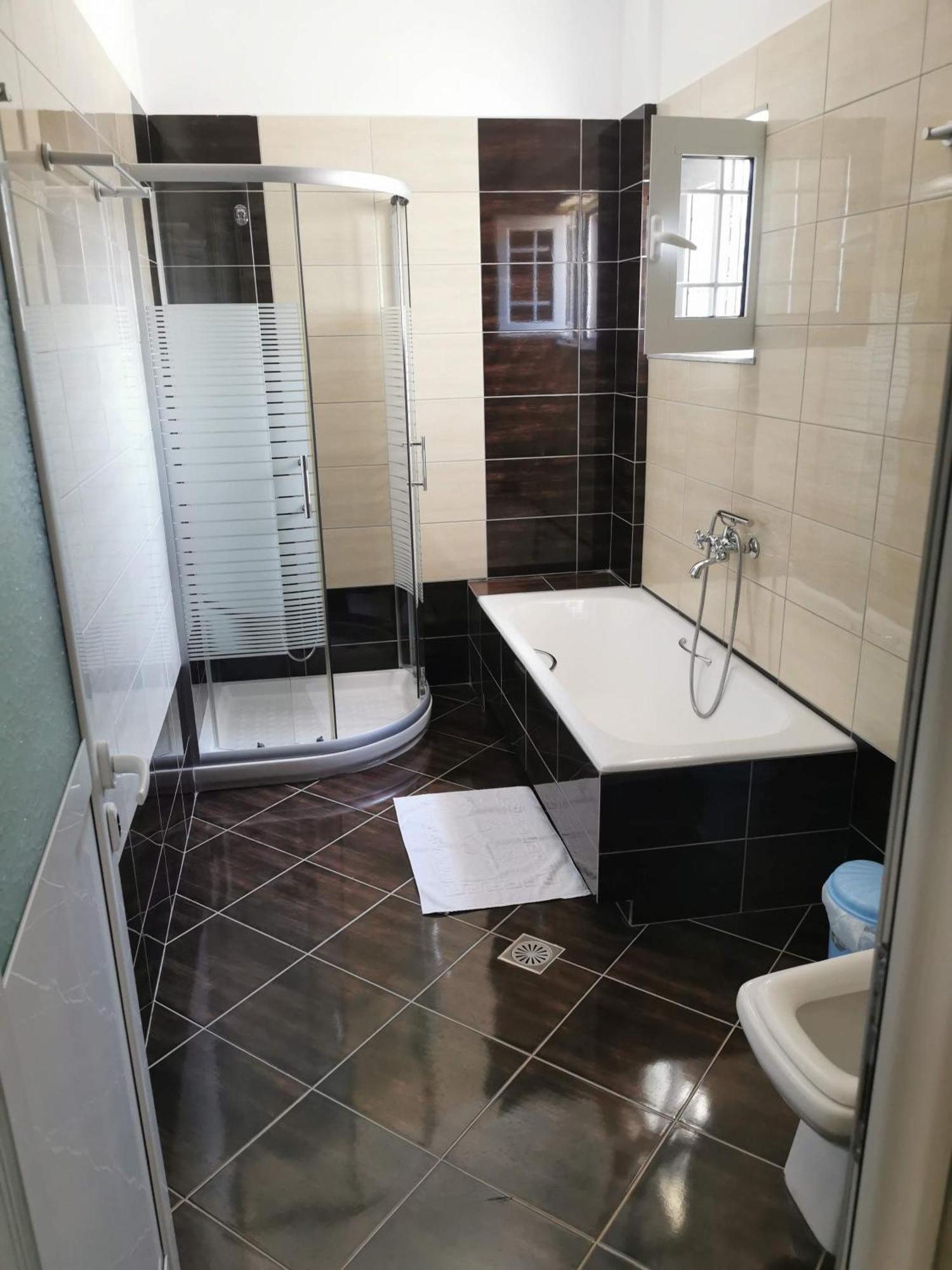 Emi'S Villa Ksamil Bagian luar foto